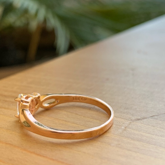 18KFashion Spiral Rose Gold Women Ring - Picture 3 of 7